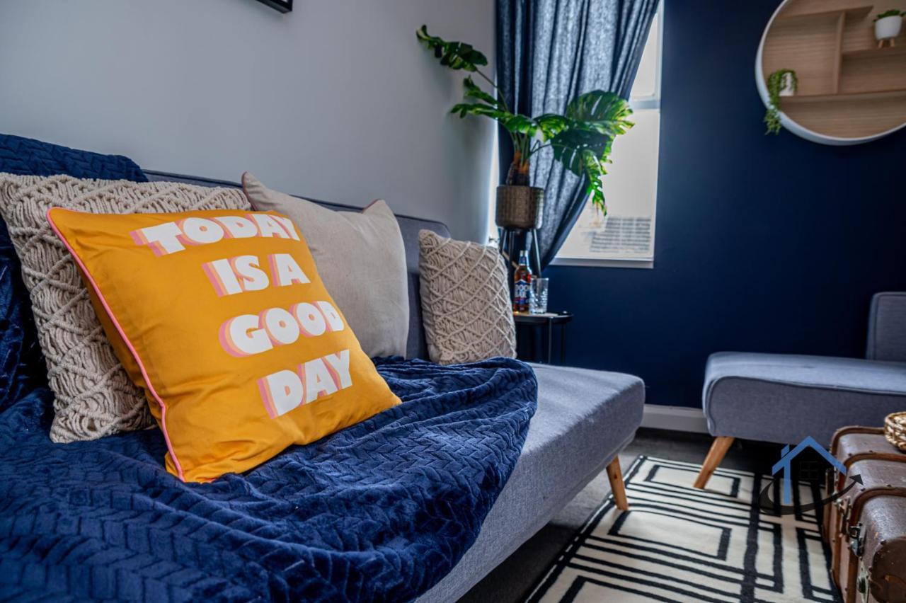 Flat 5, Super King Bed, Free Parking, Workspace, Free Wi-Fi Nottingham Ngoại thất bức ảnh